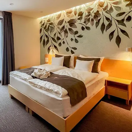Hotel Eleven Business & Sport Jaszarokszallas