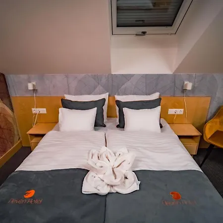 Eleven Business & Sport Hotel