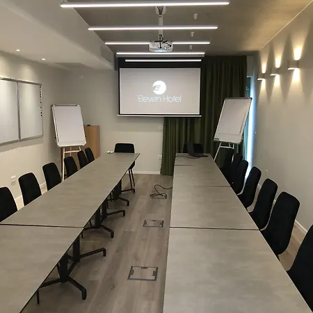 Eleven Business & Sport